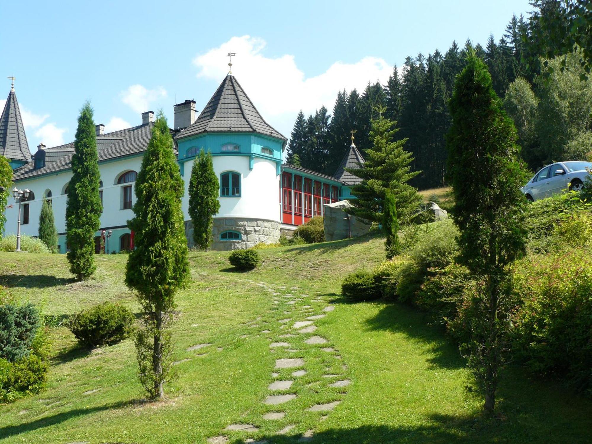 Hotel Zlaty Orel Ostravice Exterior photo
